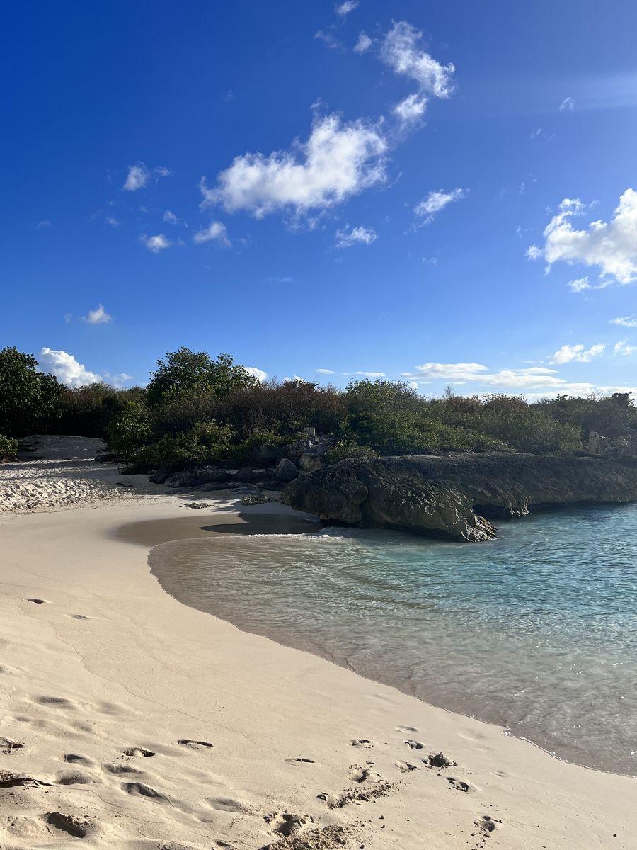 Mullet Bay Beach